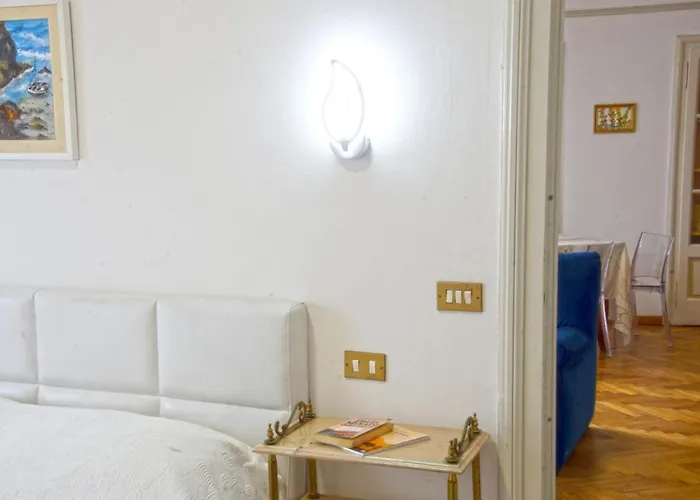 Liberty House Стреза