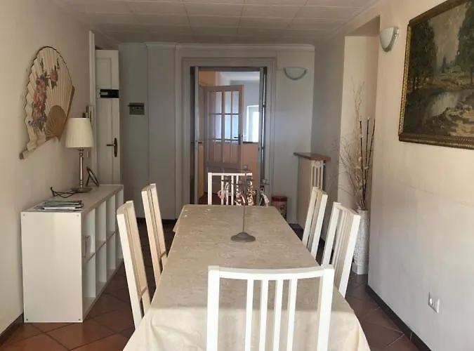 Liberty House Стреза